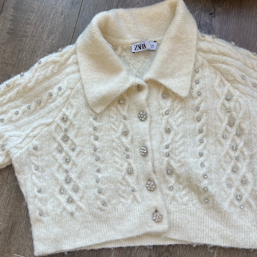 Zara Cream Cable Knit Cardigan with Collared Neckline